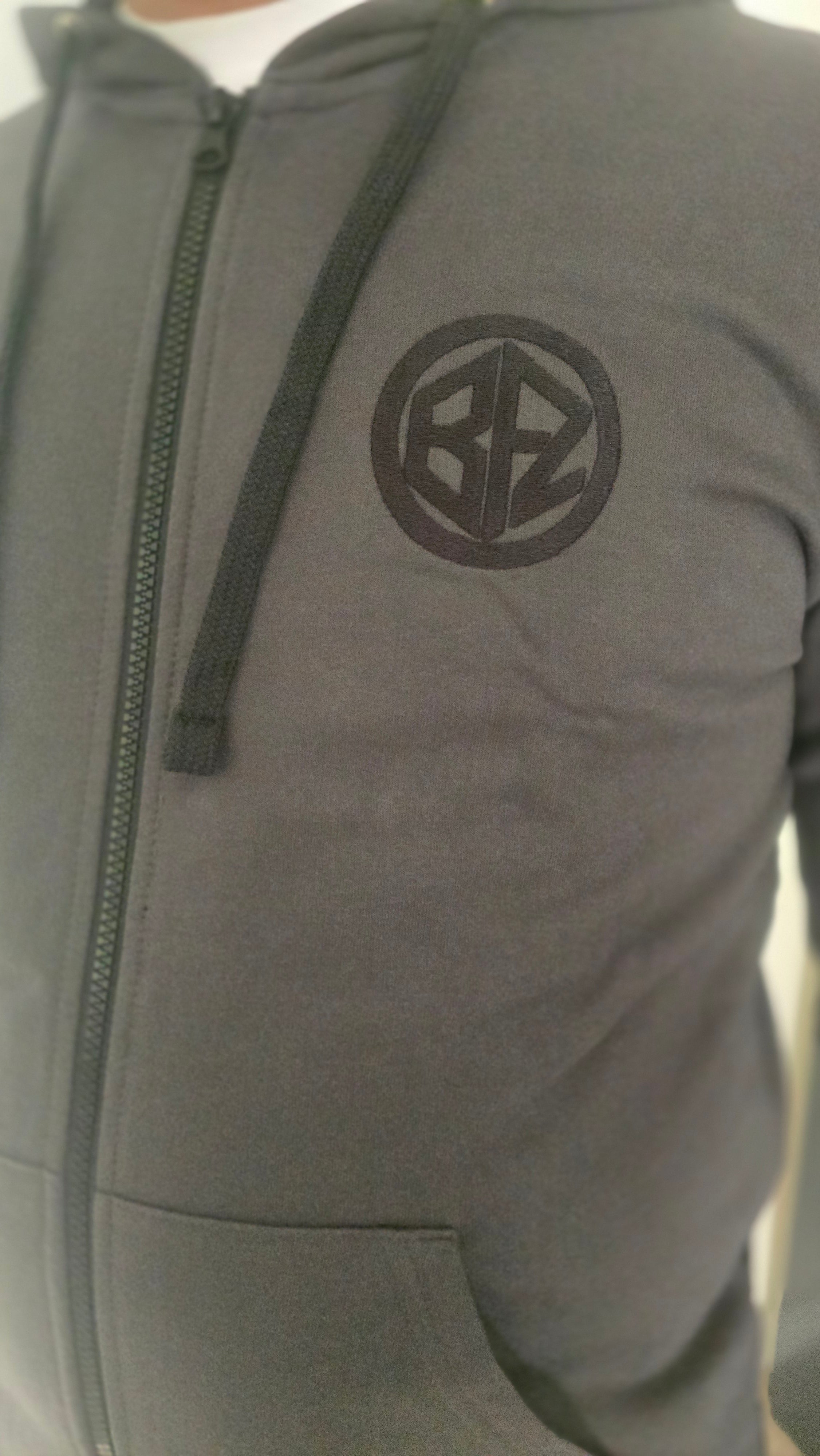 Sweat à capuche zippé